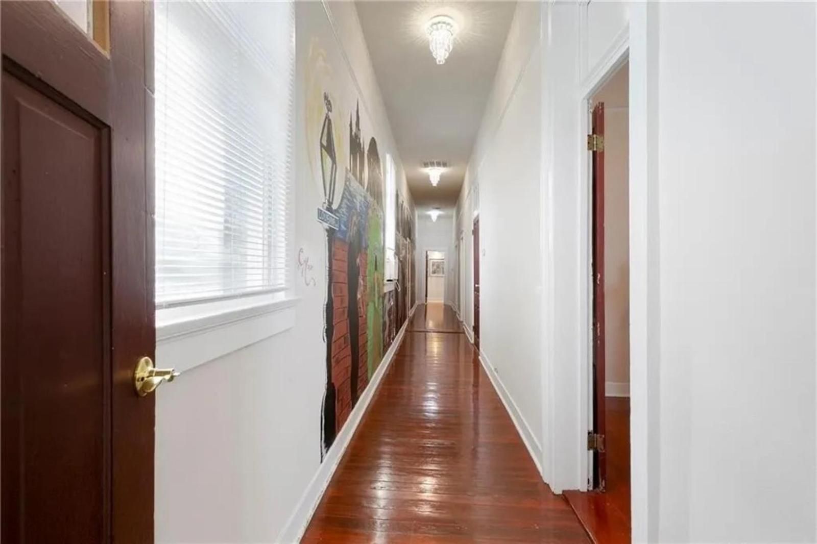 Apartment Spacious 4br Retreat Comfort & Style - Downstairs