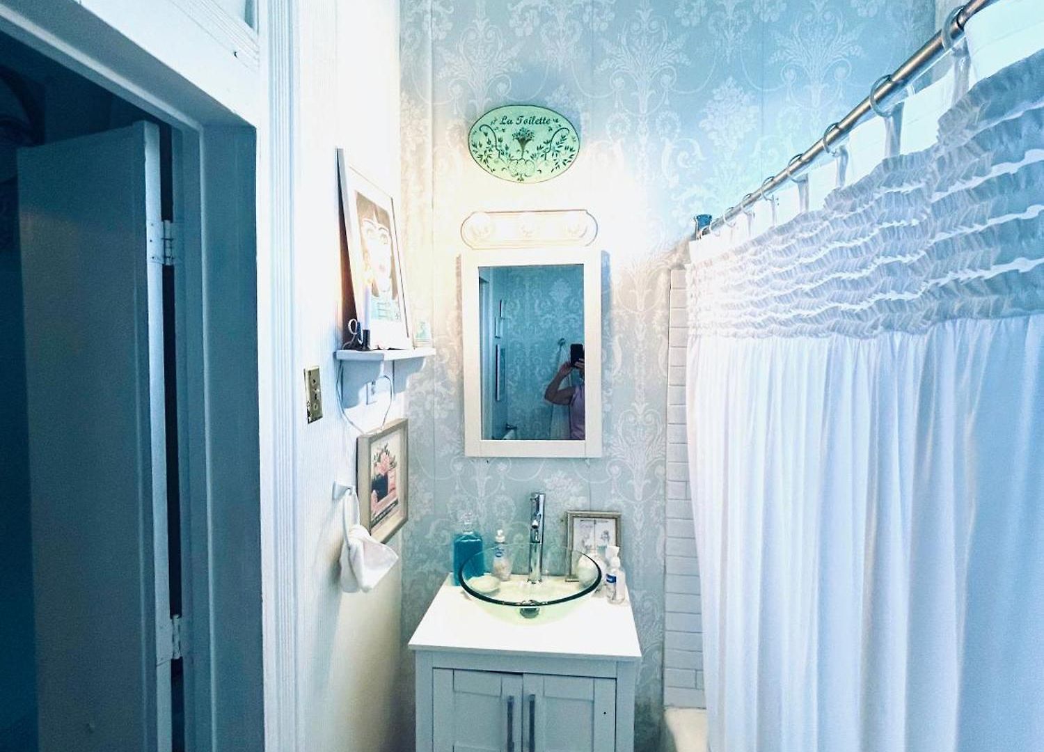 3br Gorgeous Paris Penthouse Sleeps 5 W Balcony, Fq, Streetcar!! * New Orleans