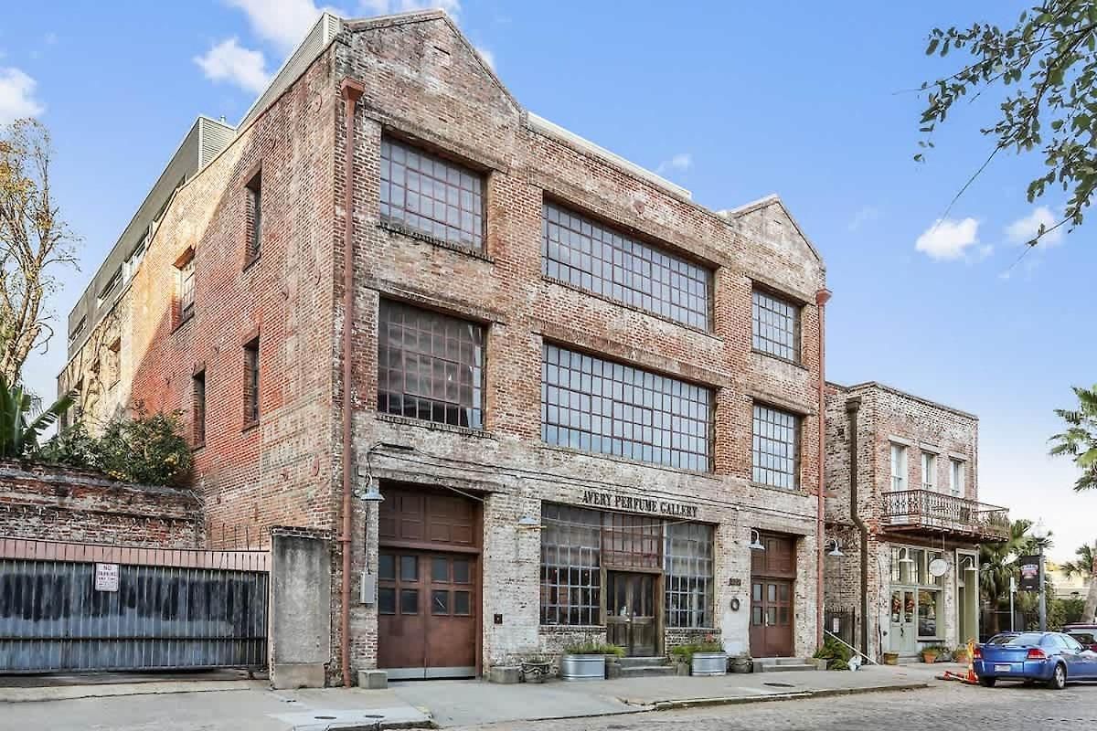 Luxury Two Bedroom Penthouse Apartment