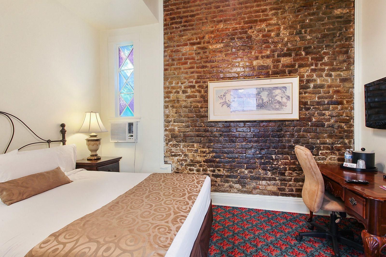 New Orleans Guest House Guest house