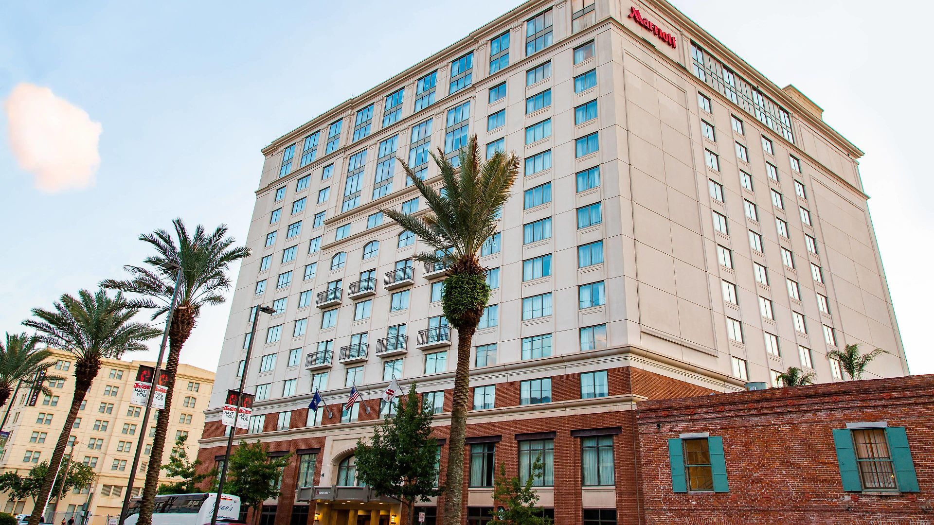Marriott Warehouse Arts District Hotel 4*