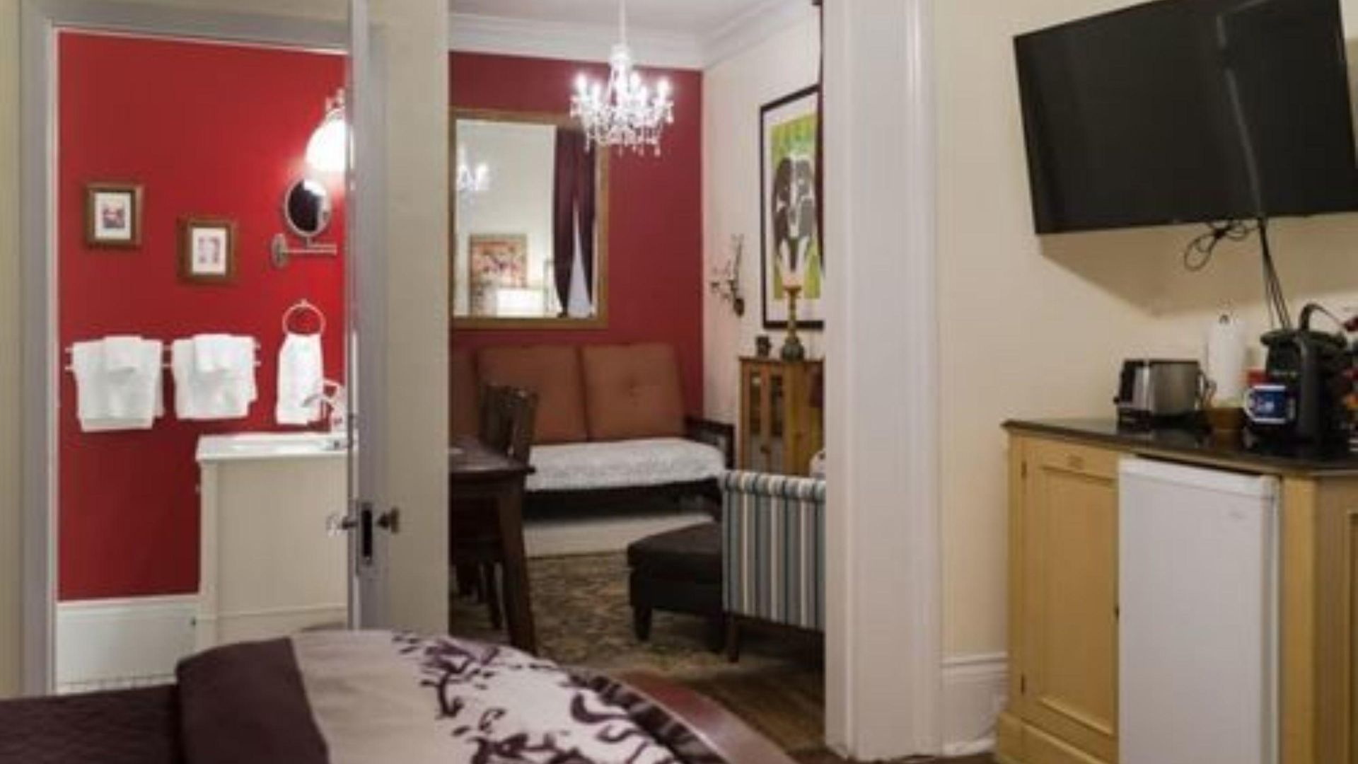 Inn The Blue60 Marigny Inn 3*