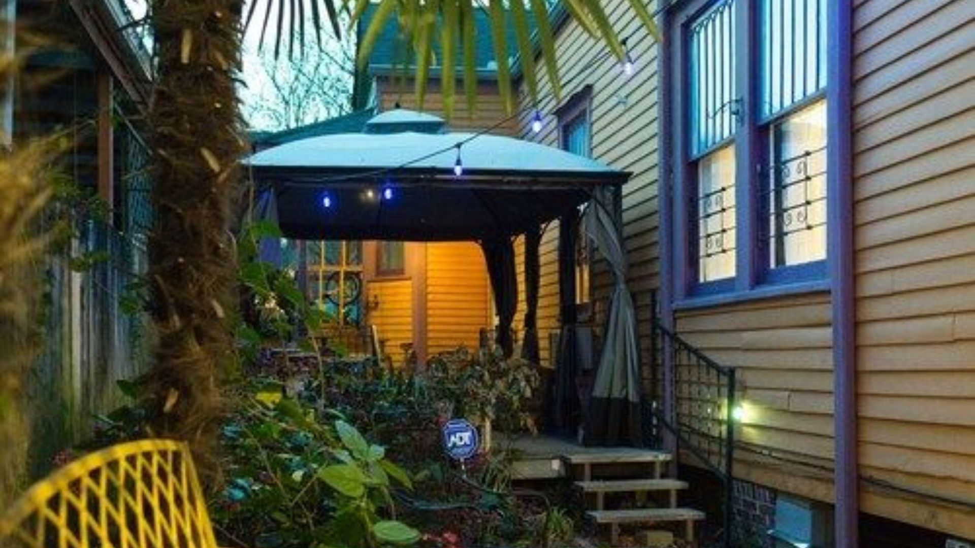 Inn The Blue60 Marigny Inn