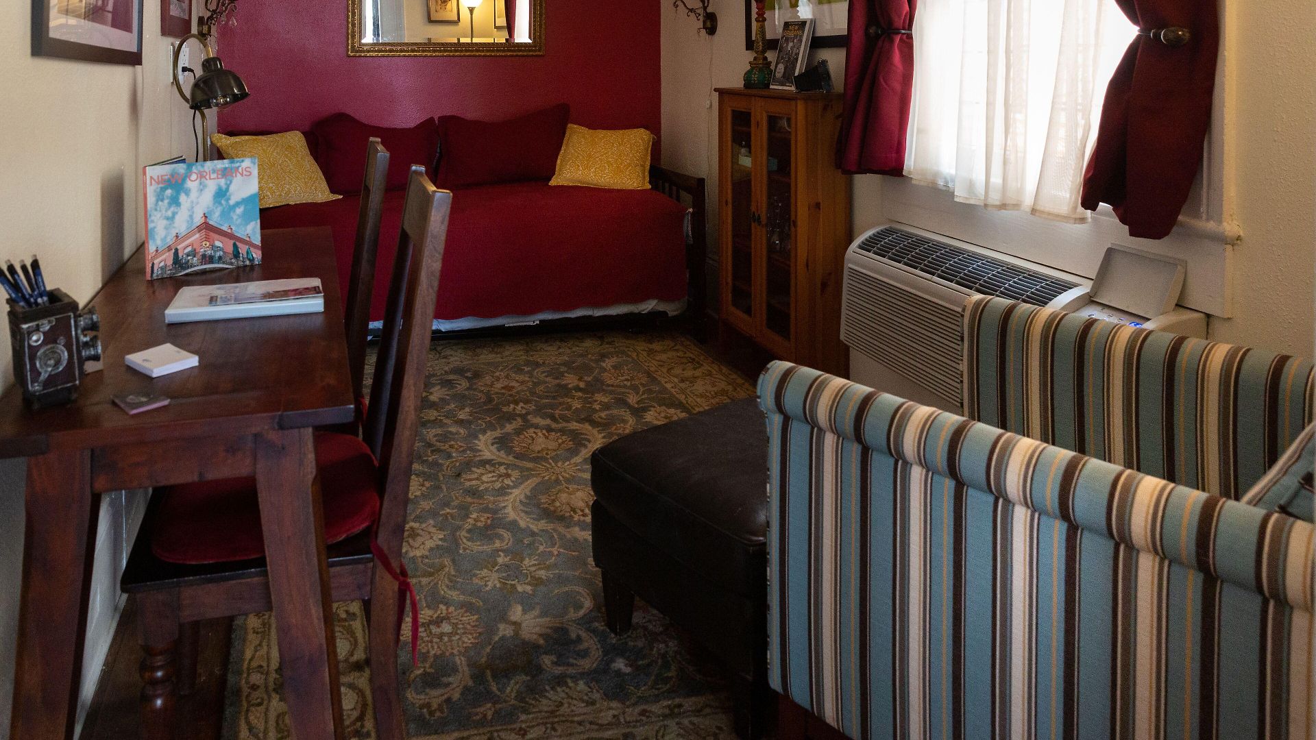 Inn The Blue60 Marigny Inn 3*