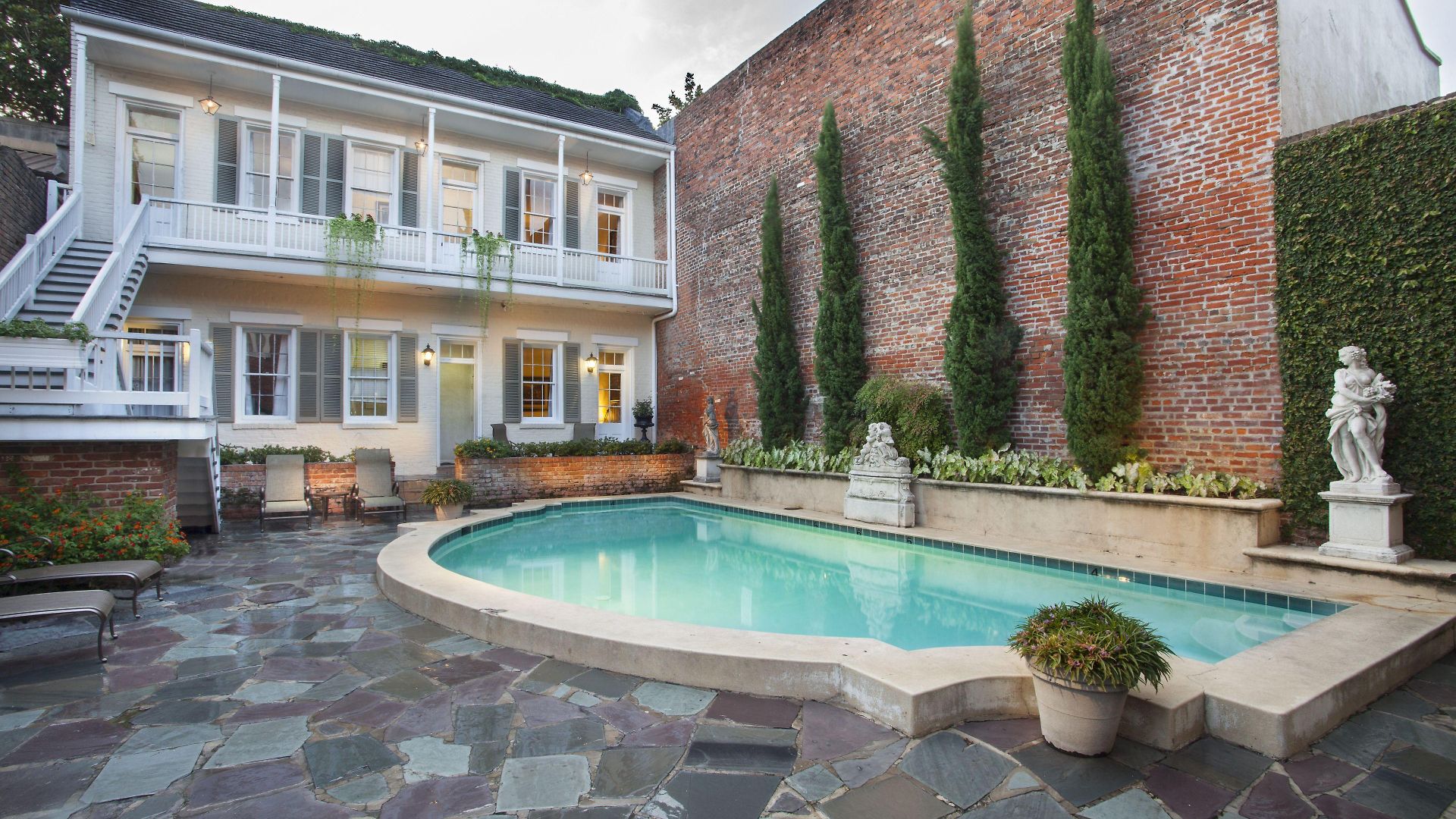 Hotel Chateau