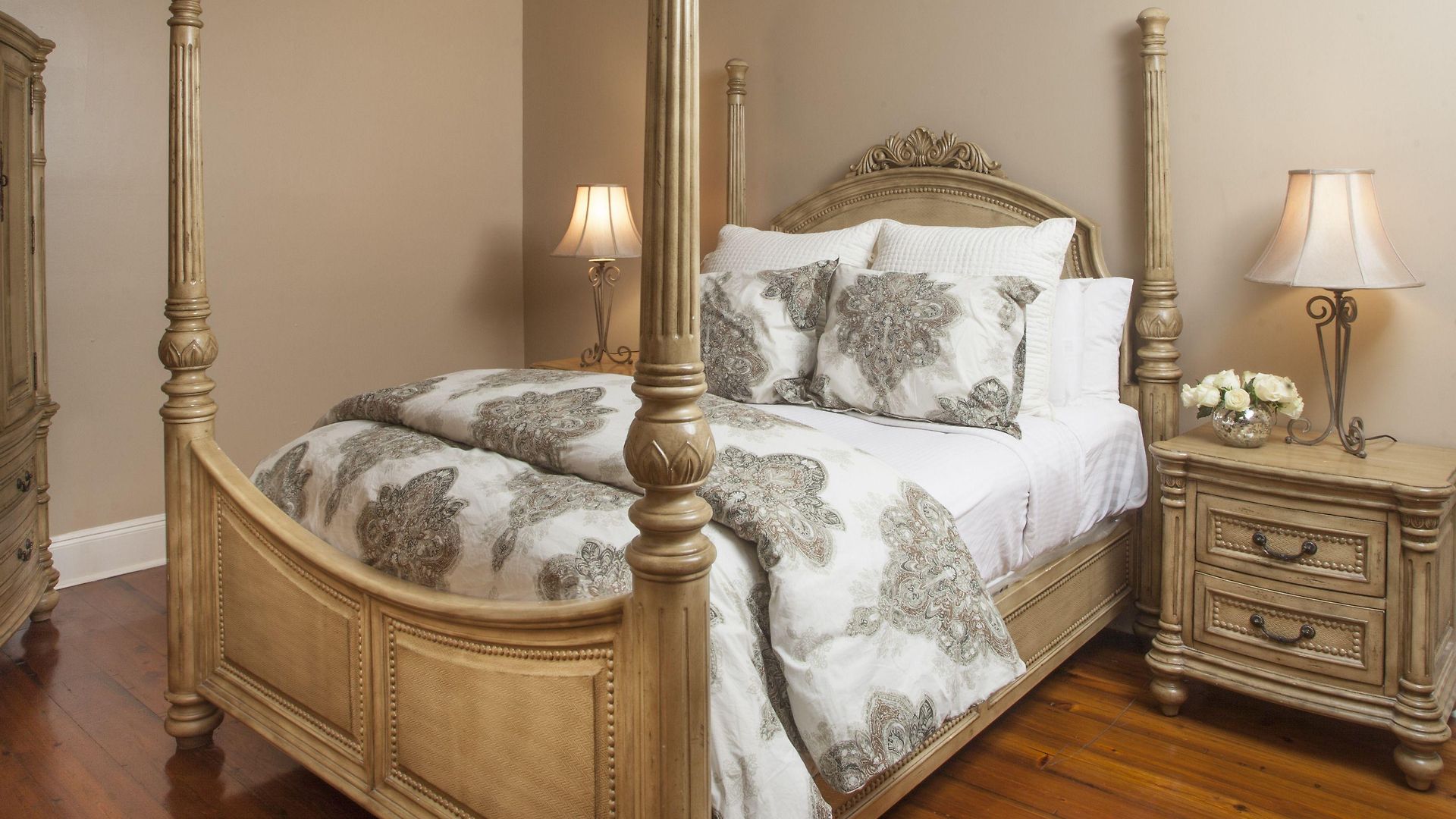 Chateau New Orleans