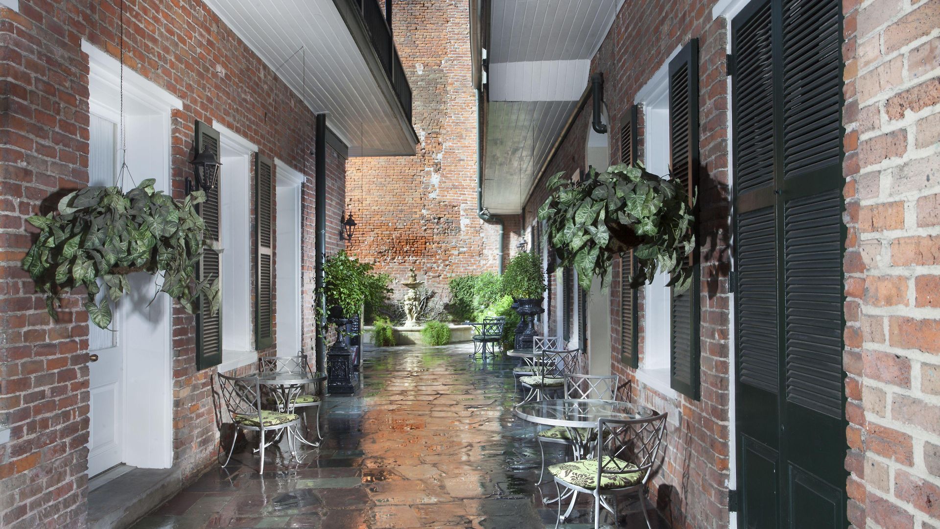 Hotel Chateau New Orleans