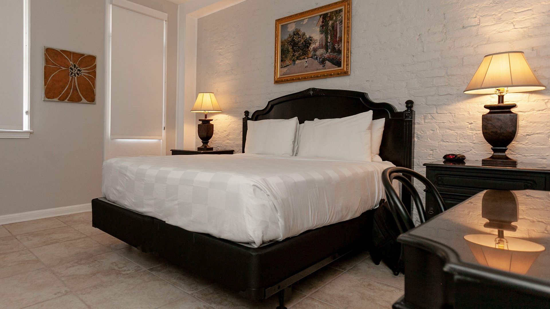 Chateau Hotel 3*