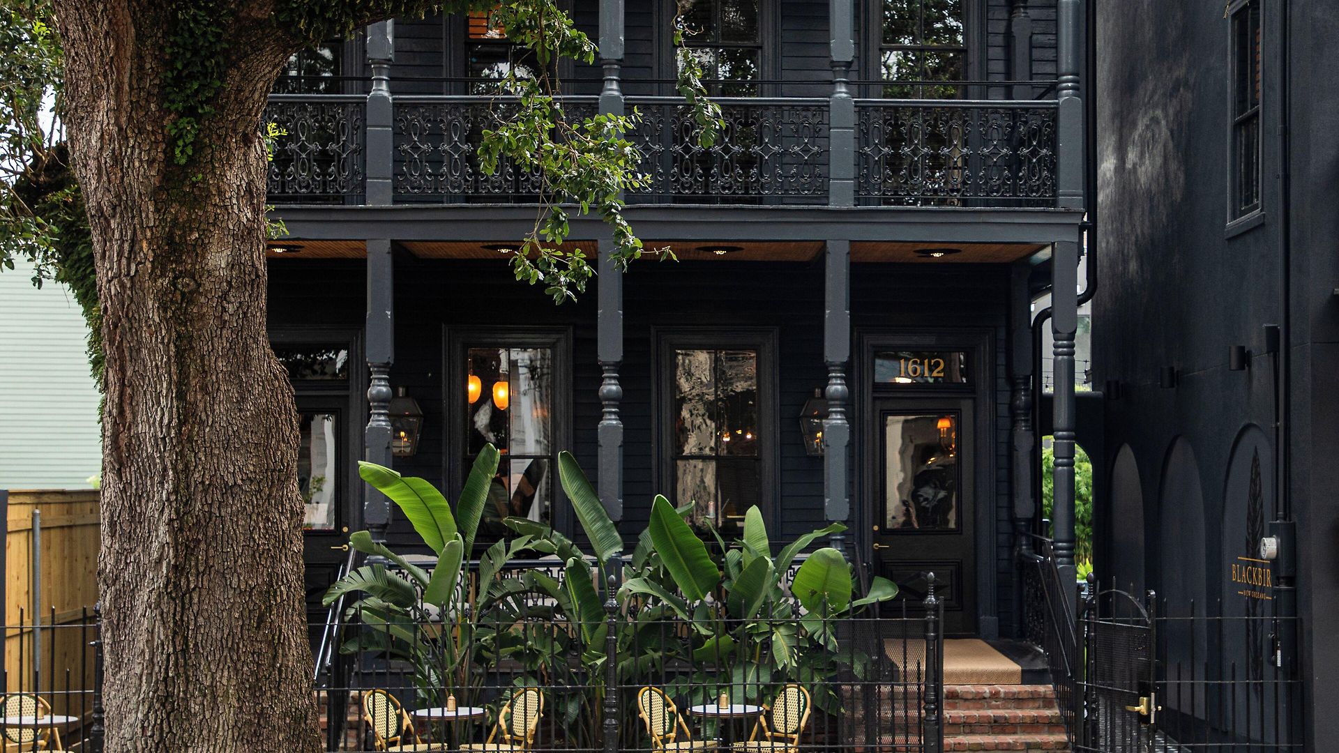 The Prytania Oaks Inn