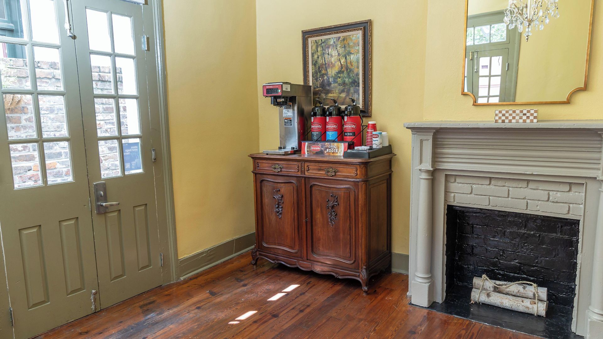 On Ursulines, A French Quarter 3* New Orleans