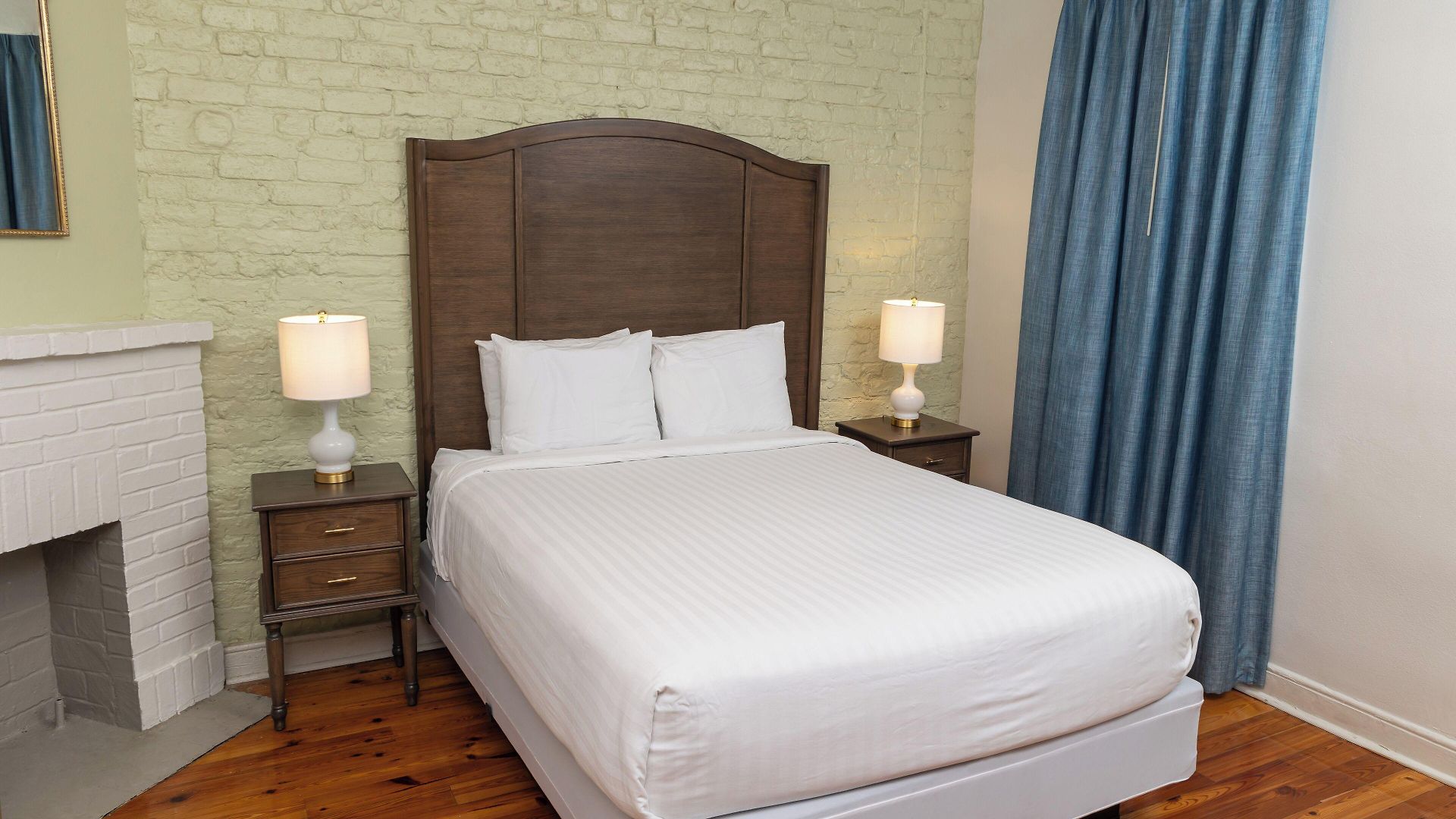 On Ursulines, A French Quarter 3* New Orleans