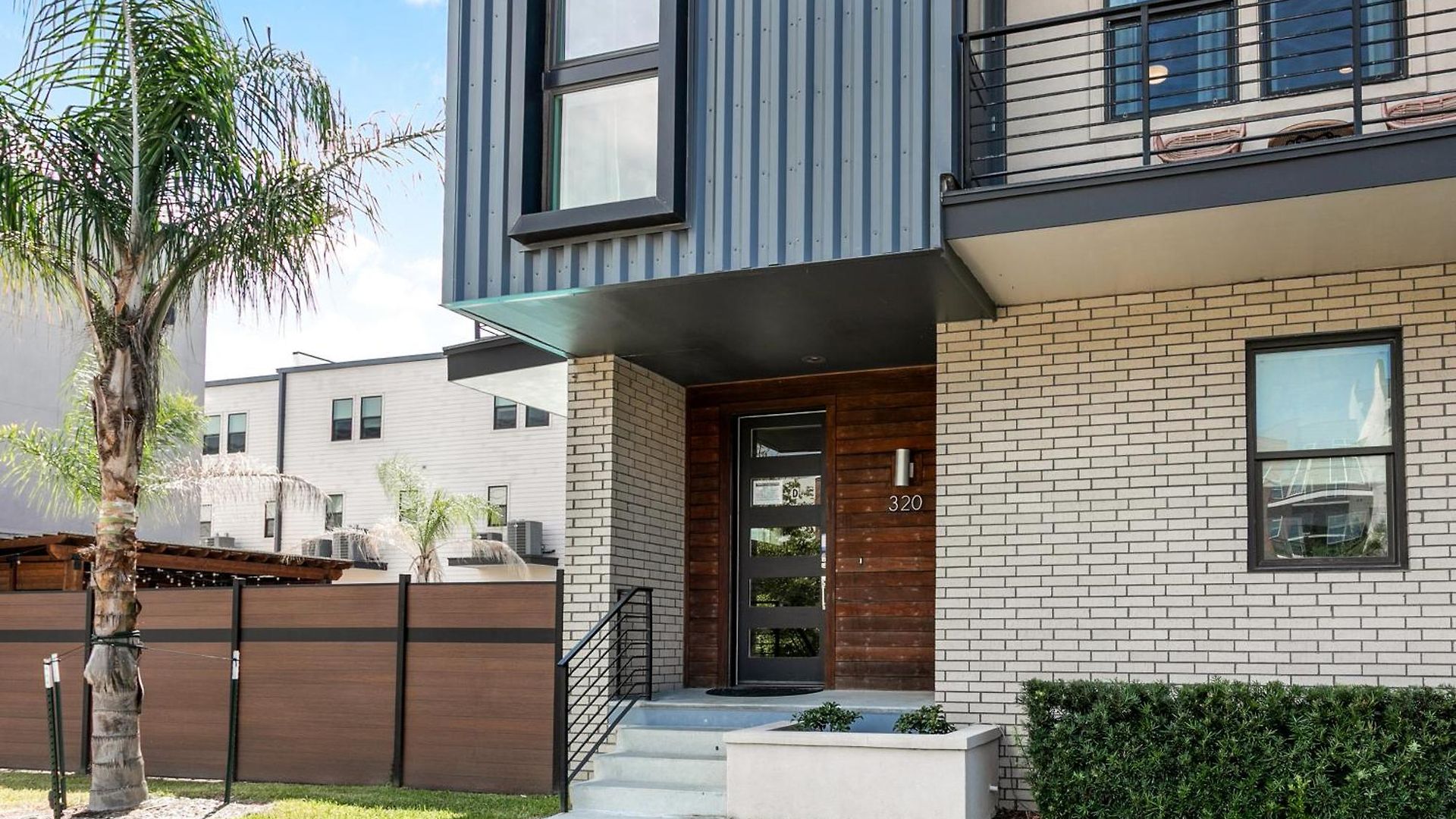 New Construction Elegant Holiday home New Orleans