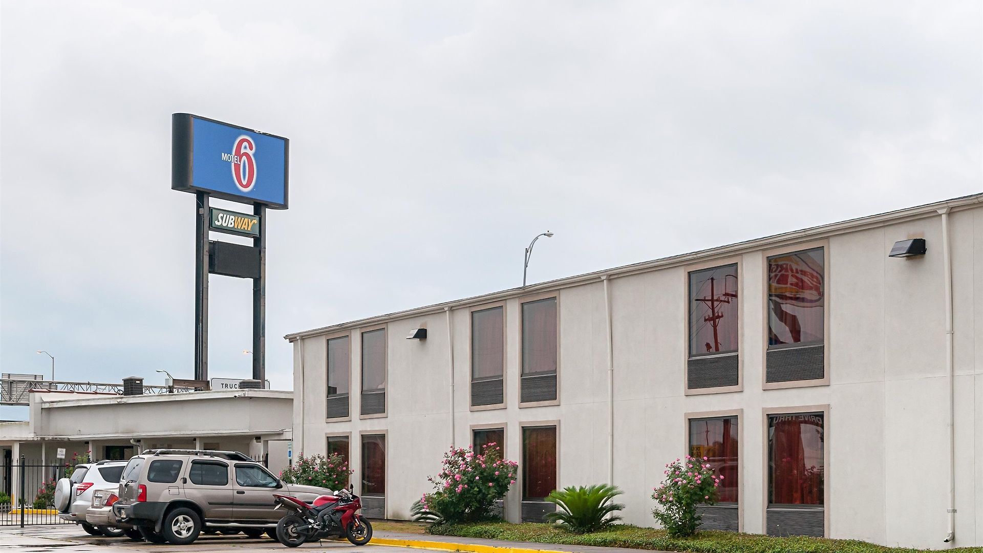 6-new Orleans, La - Near Downtown Hotel 4*