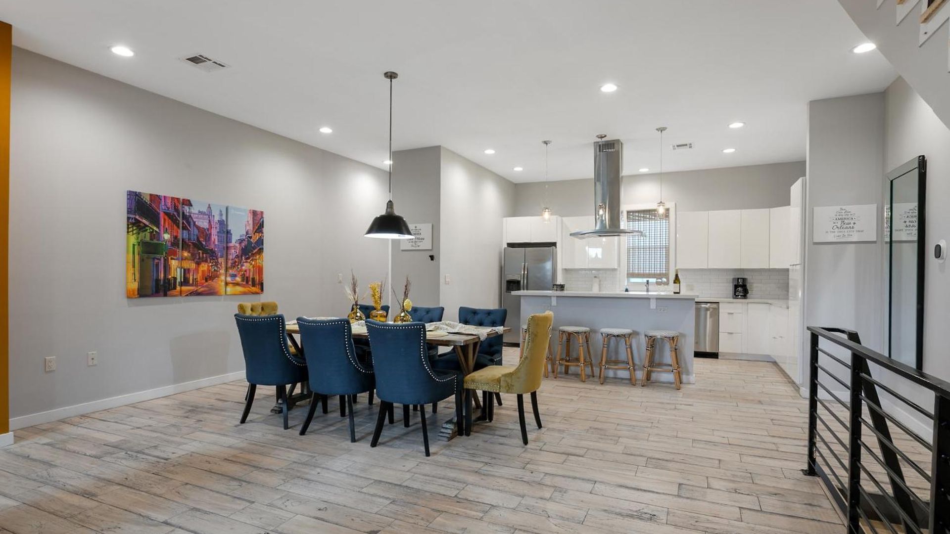Newly Renovated 3 Story W Pool, Garage & Balconies New Orleans