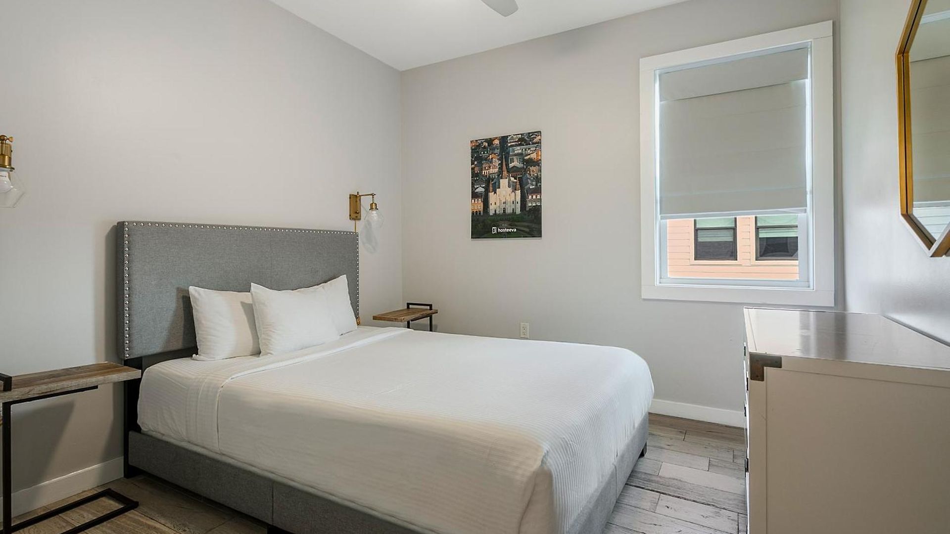 Holiday home Newly Renovated 3 Story W Pool, Garage & Balconies New Orleans