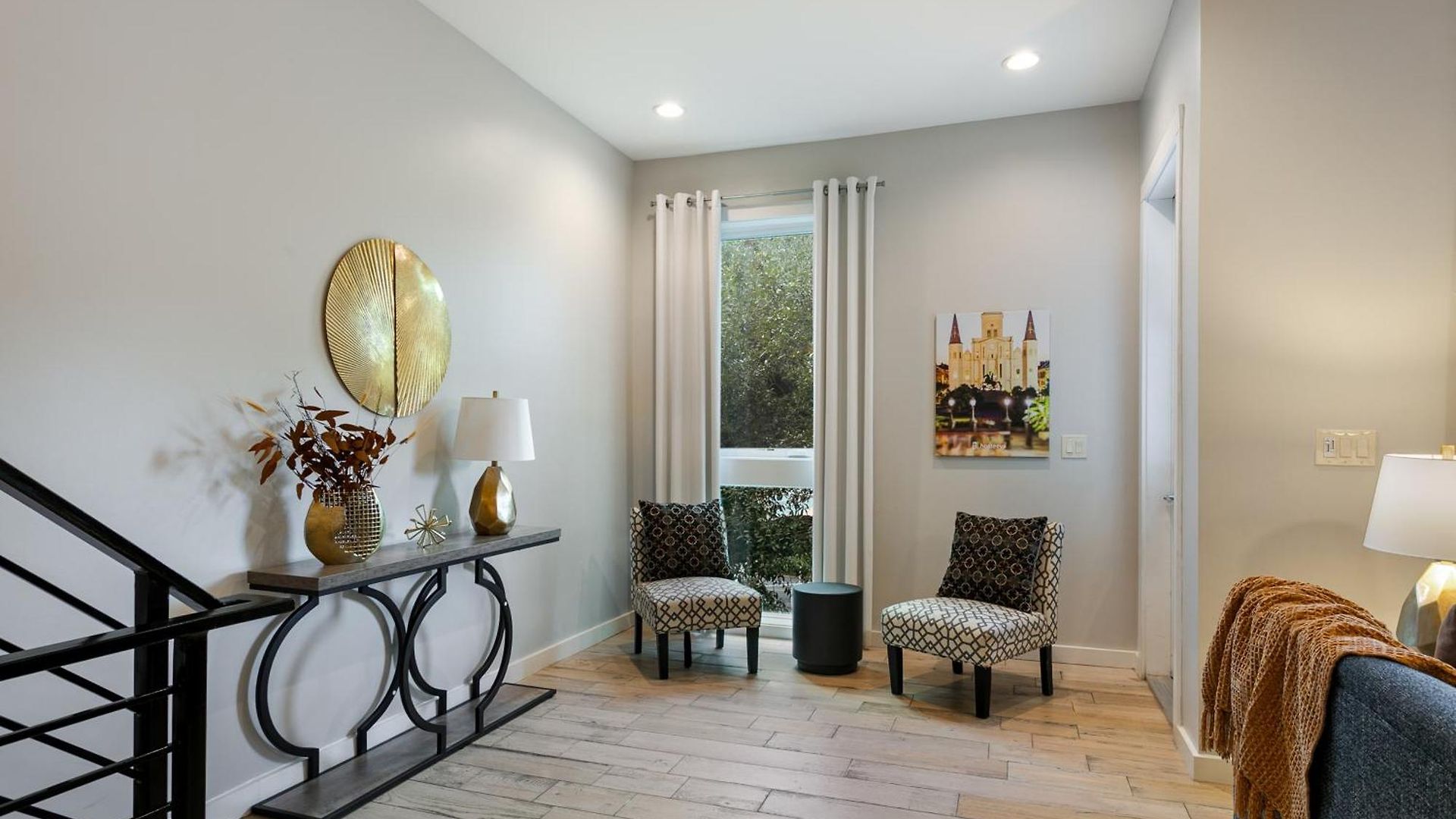 Newly Renovated 3 Story W Pool, Garage & Balconies Holiday home New Orleans
