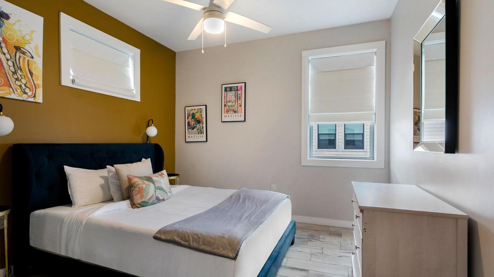 Holiday home Luxury 3-story W Pool & Parking Garage New Orleans