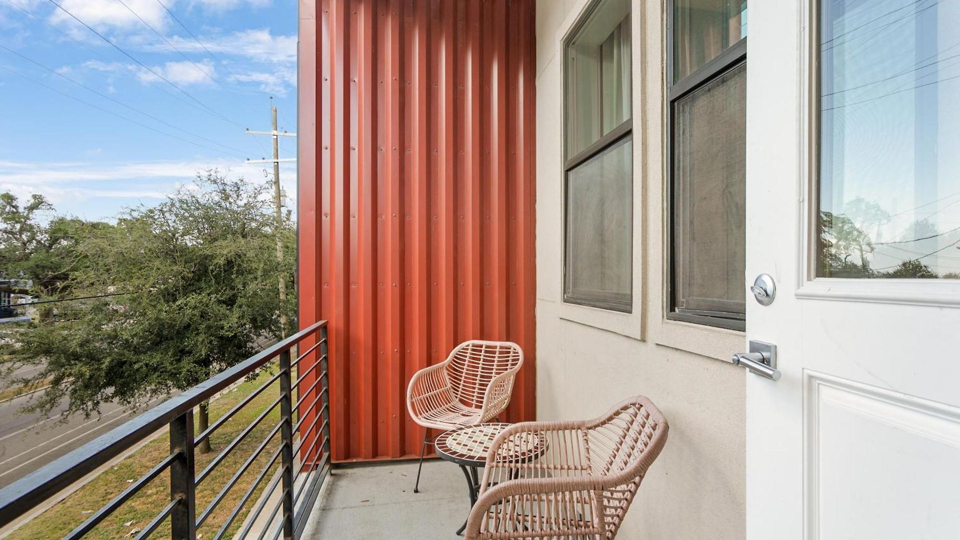 Newly Renovated 3 Story W Pool, Garage & Balconies *