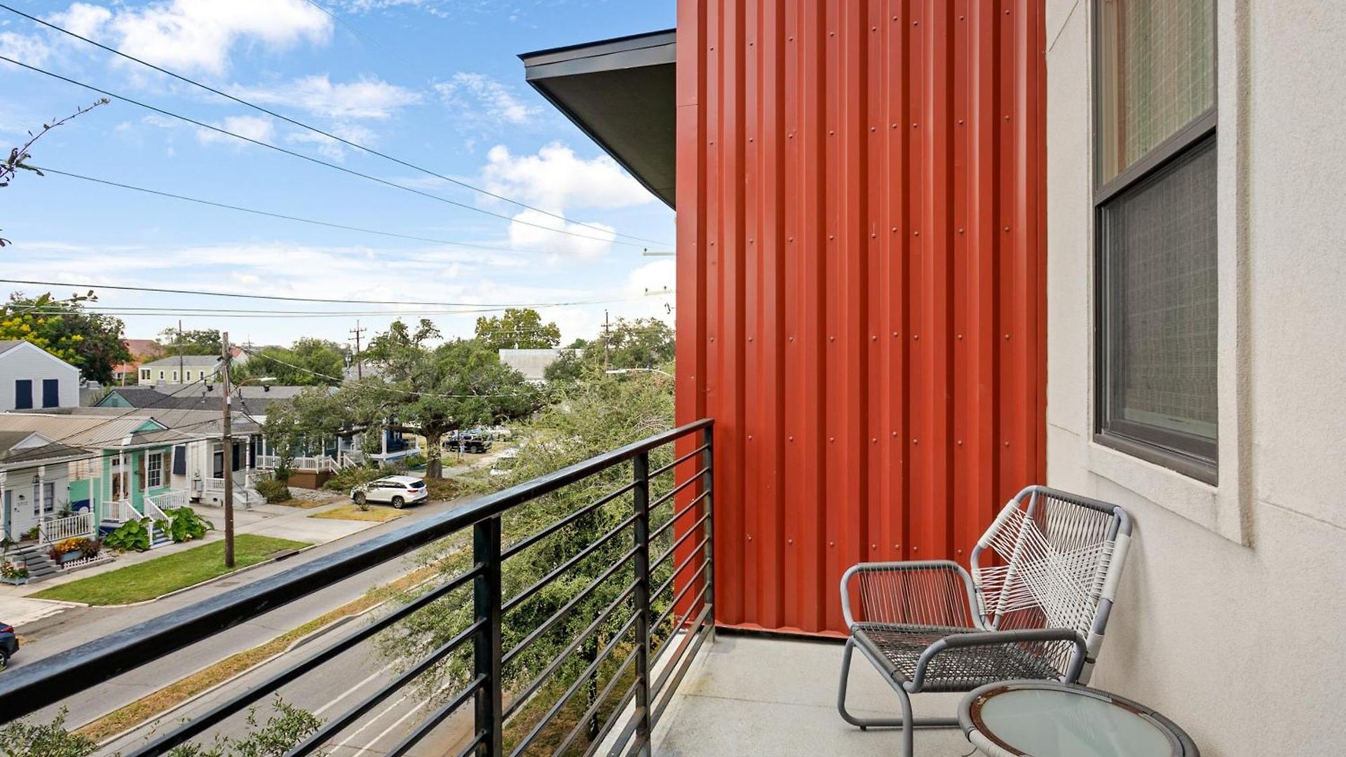 Newly Renovated 3 Story W Pool, Garage & Balconies *