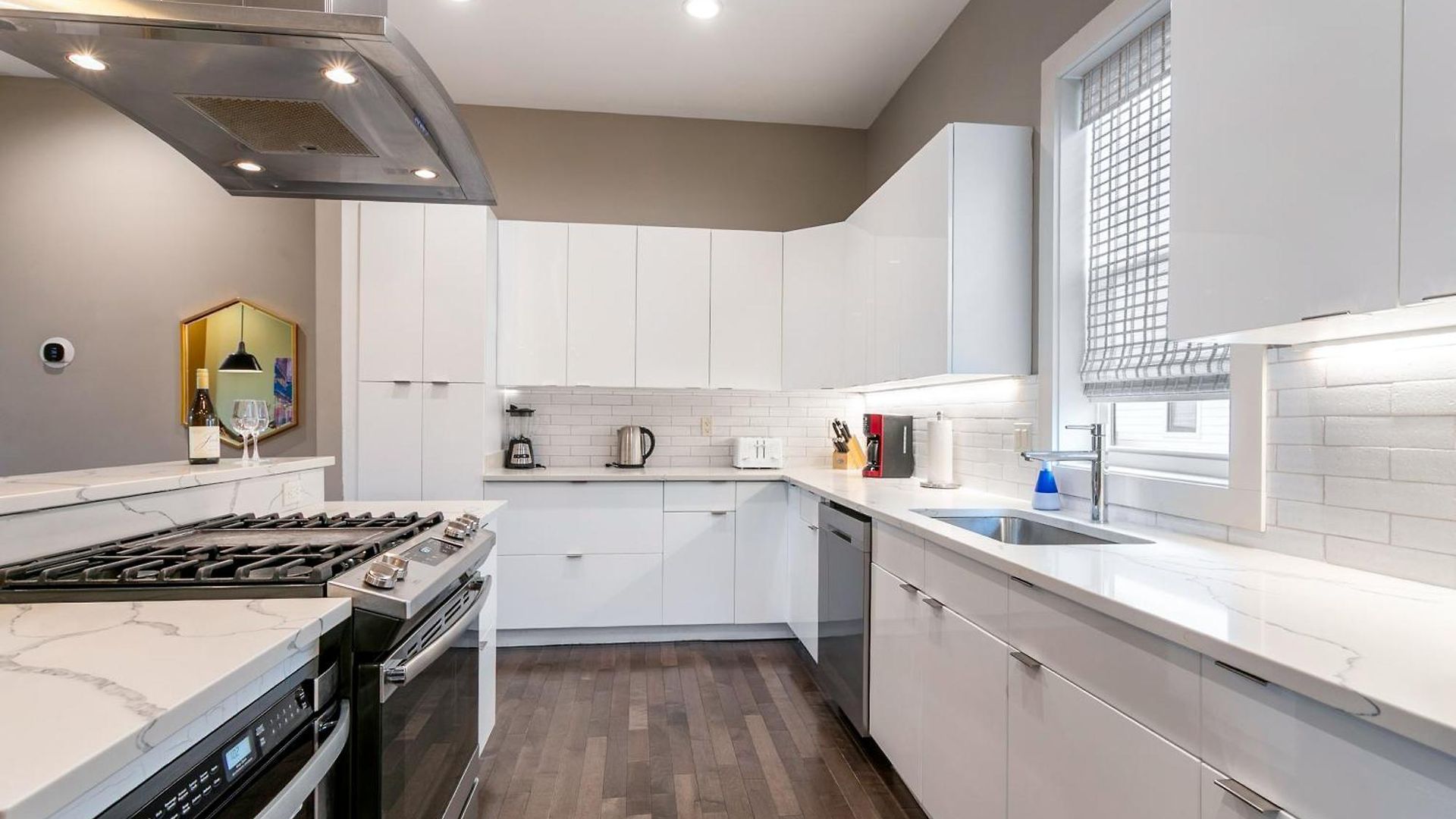 New Construction Elegant Holiday home New Orleans