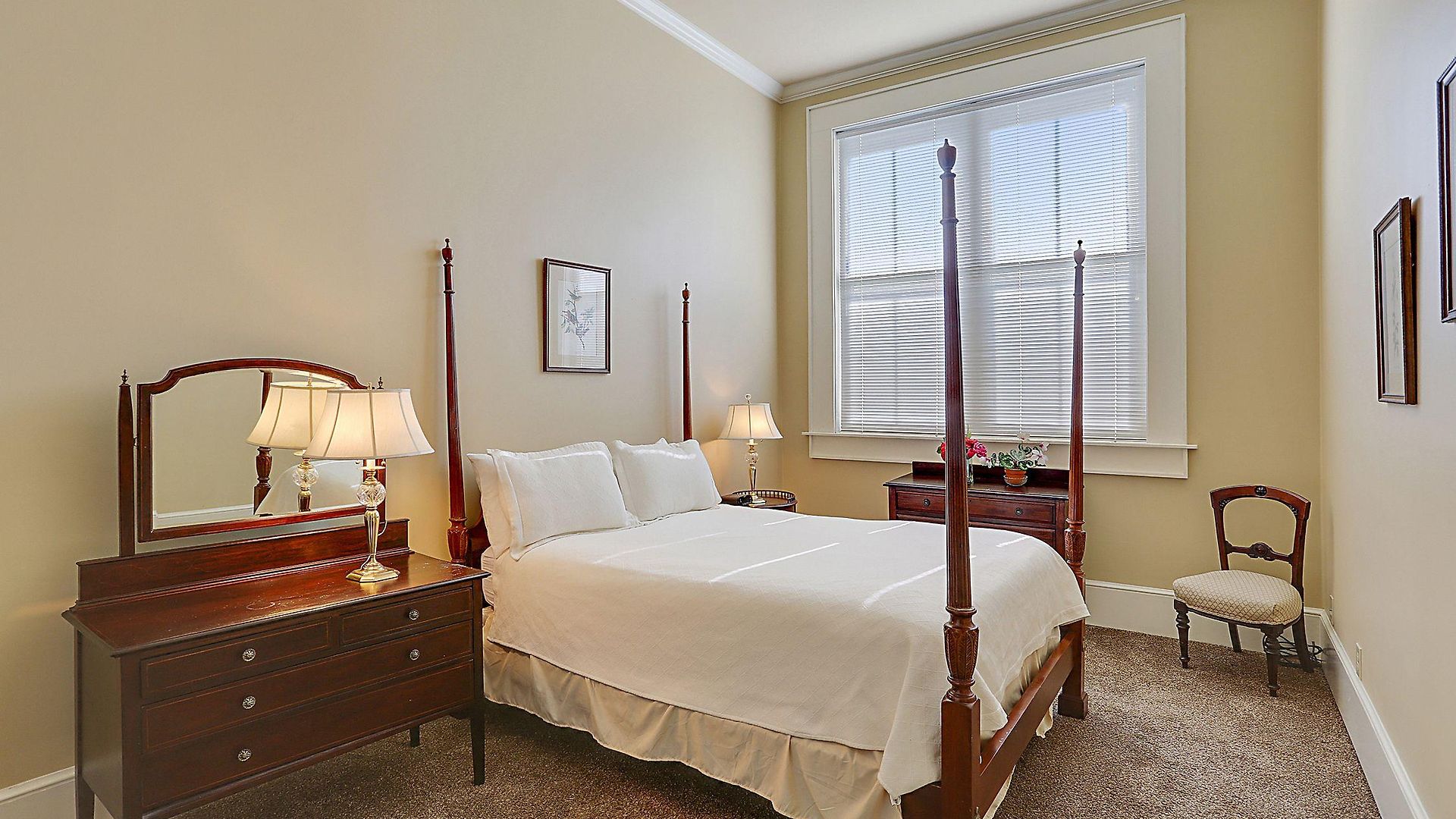 Grenoble House Hotel New Orleans
