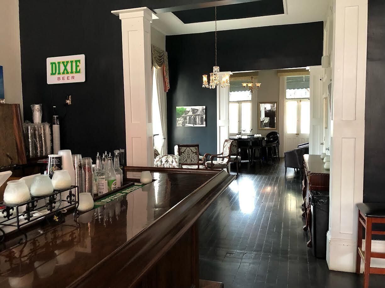 Lafitte & Bar