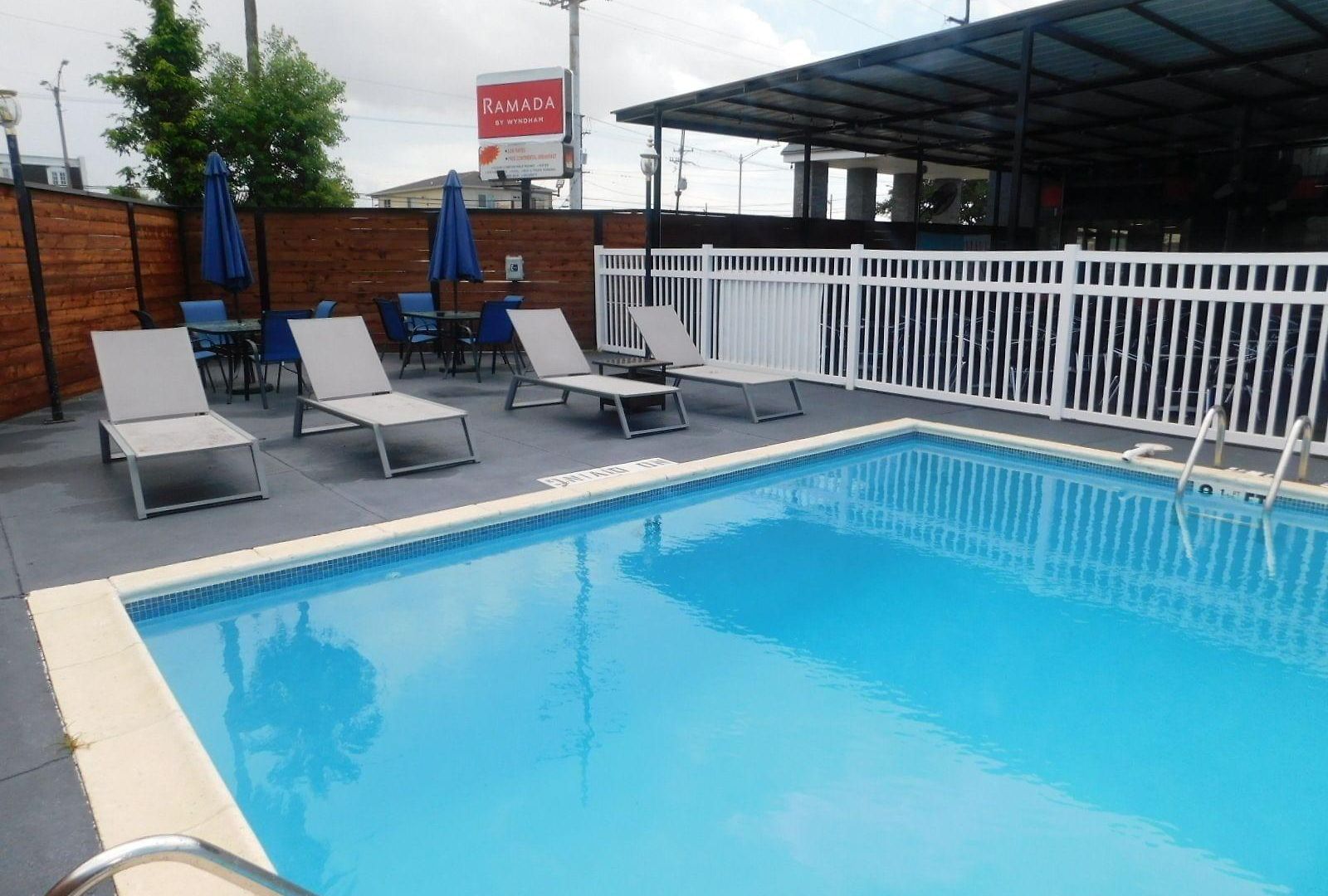 Hotel 10 Extended Stay Hotel New Orleans