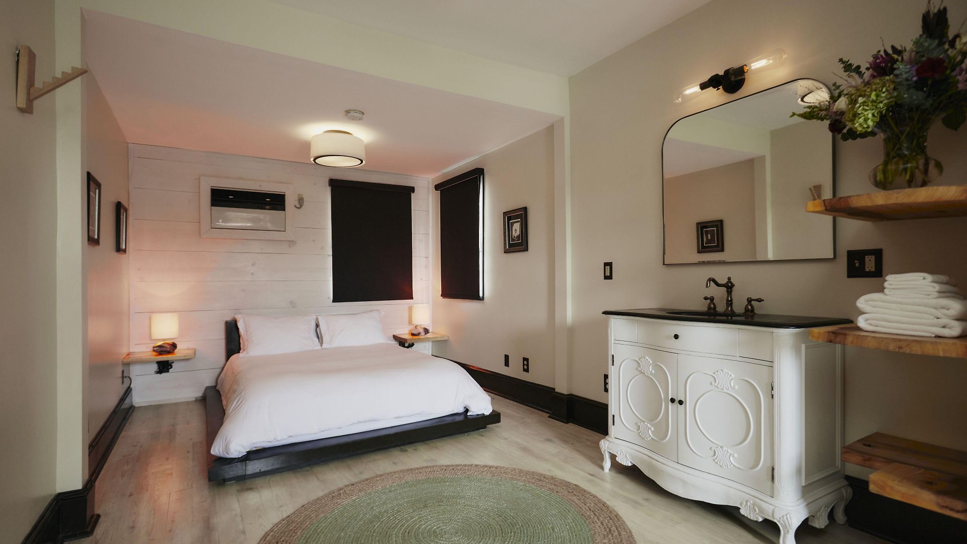 Royal Street Inn & Bar Inn 3*