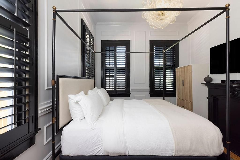 Blackbird Hotel 4*