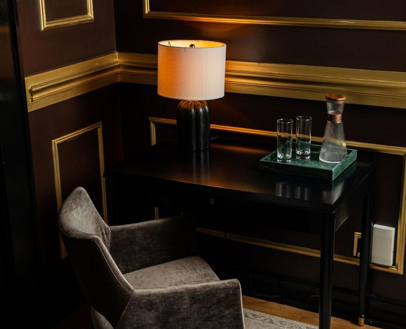 Blackbird Hotel 4*