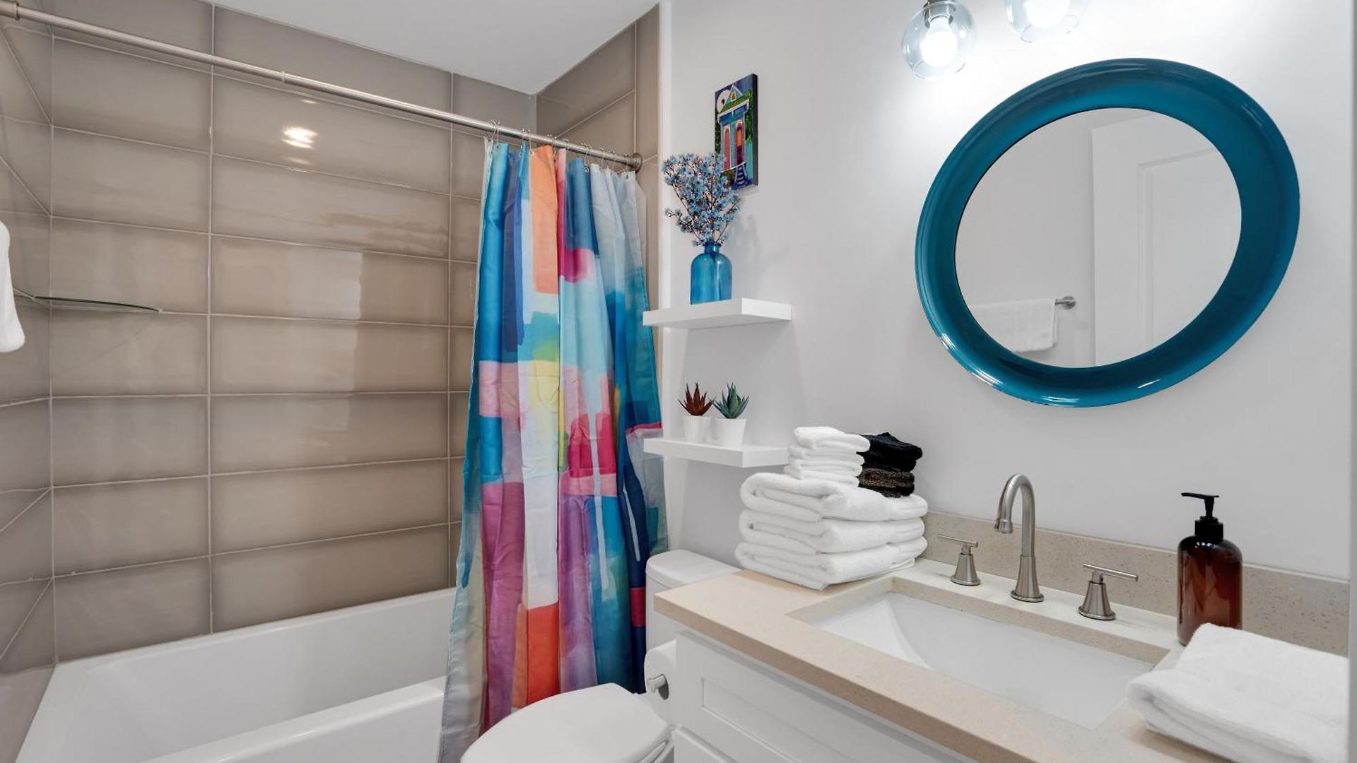 Modern Loft Near French Quarter W Free Parking Holiday home *