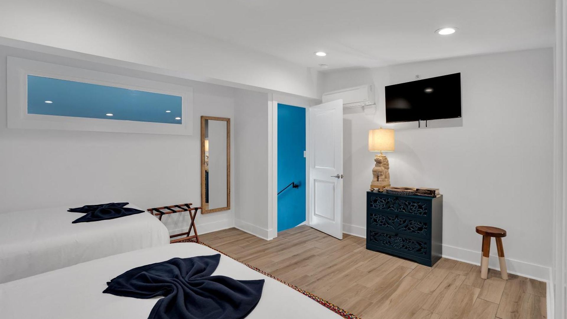 Modern Loft Near French Quarter W Free Parking Holiday home New Orleans