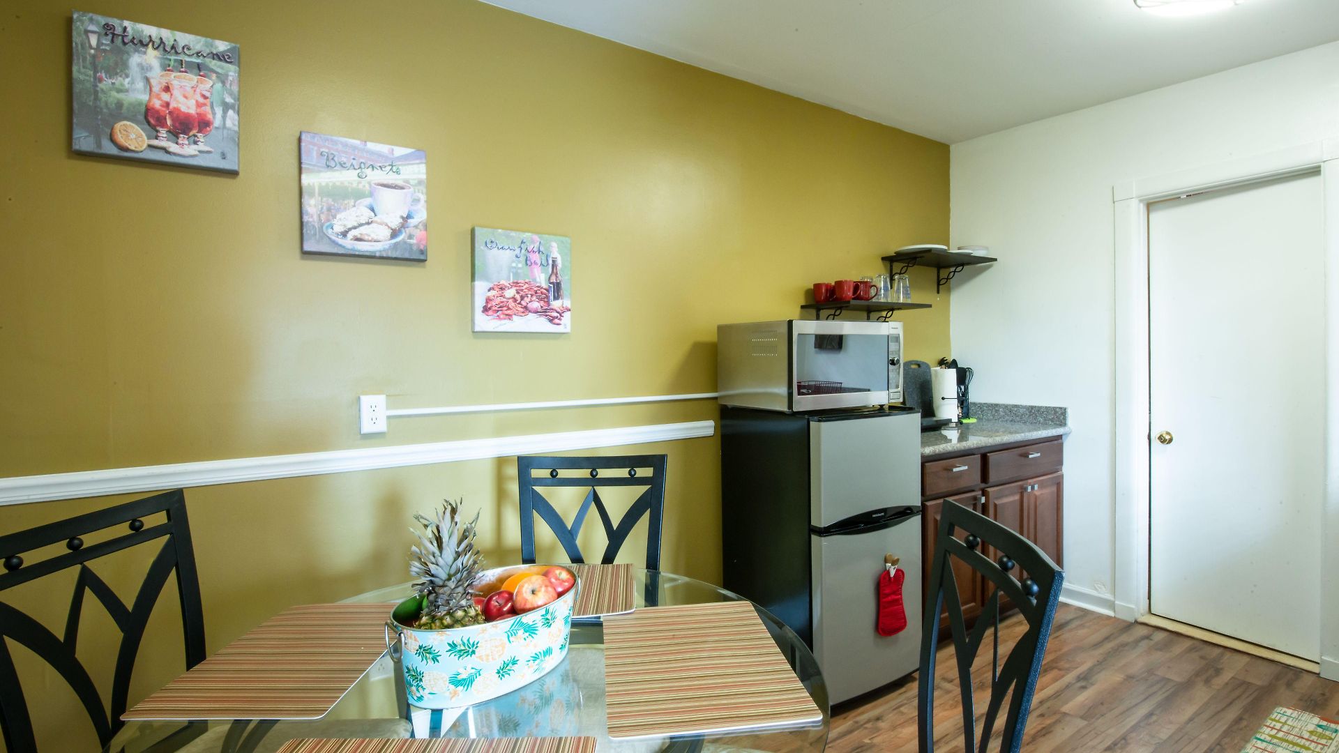 Hostel Auberge Nola * New Orleans