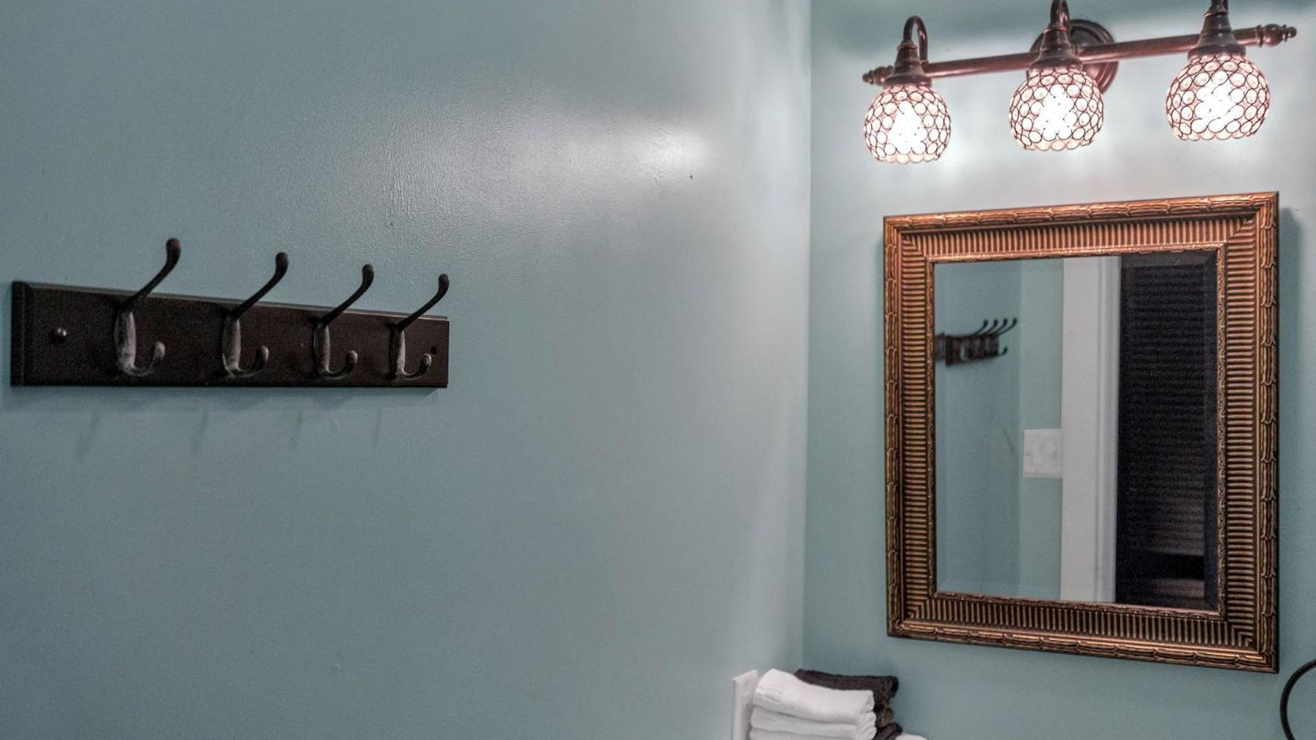 Bright Retreat Near Frenchmen W Patio Bed & Breakfast 4*