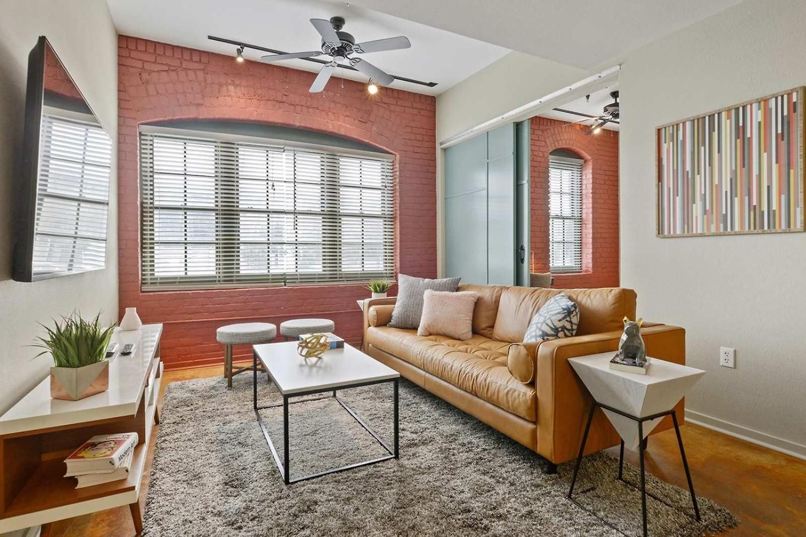 Group Getaway - 2 Modern 3br-2ba Warehouse Flats - 6 Bedrooms & 4 Baths Total New Orleans