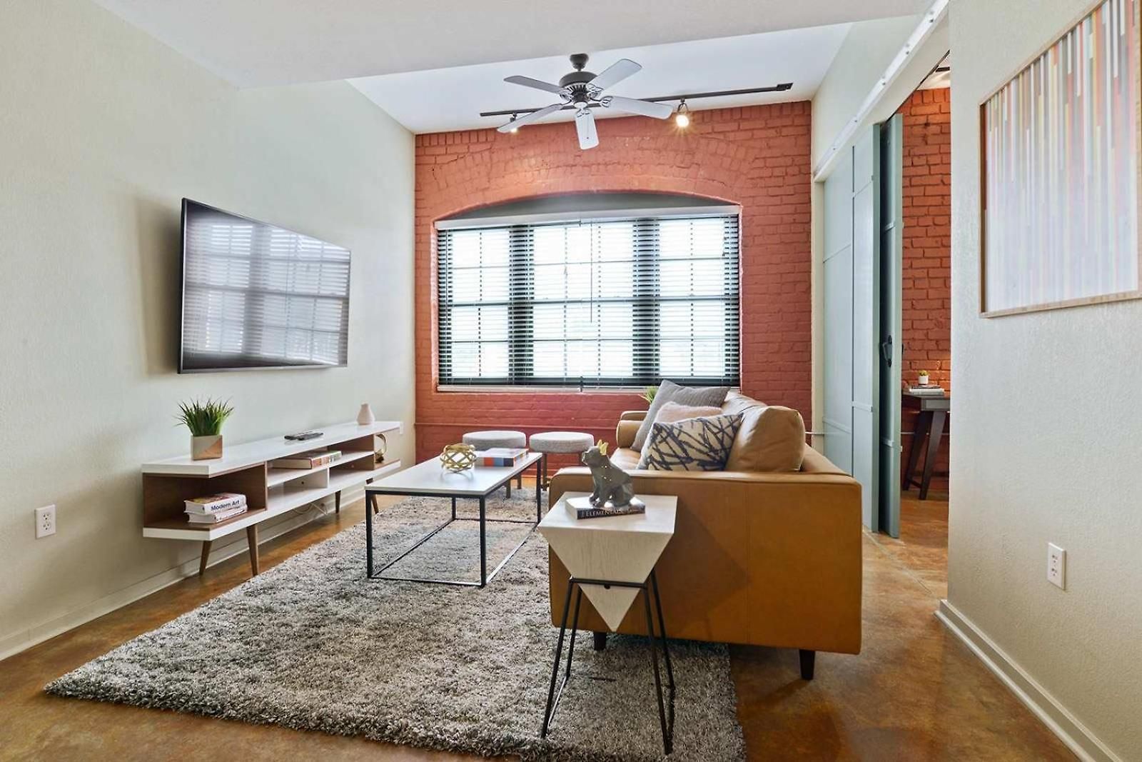 Group Getaway - 2 Modern 3br-2ba Warehouse Flats - 6 Bedrooms & 4 Baths Total * New Orleans