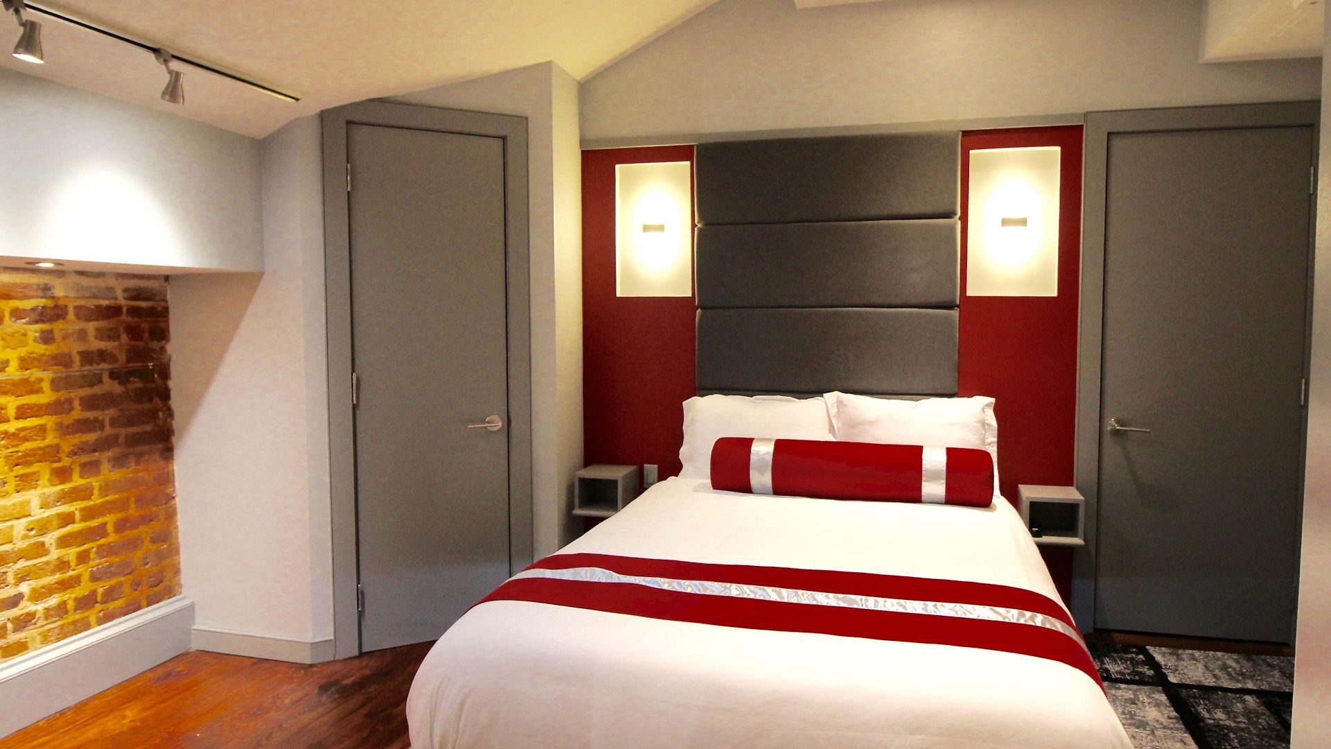 The Natchez Aparthotel 4*