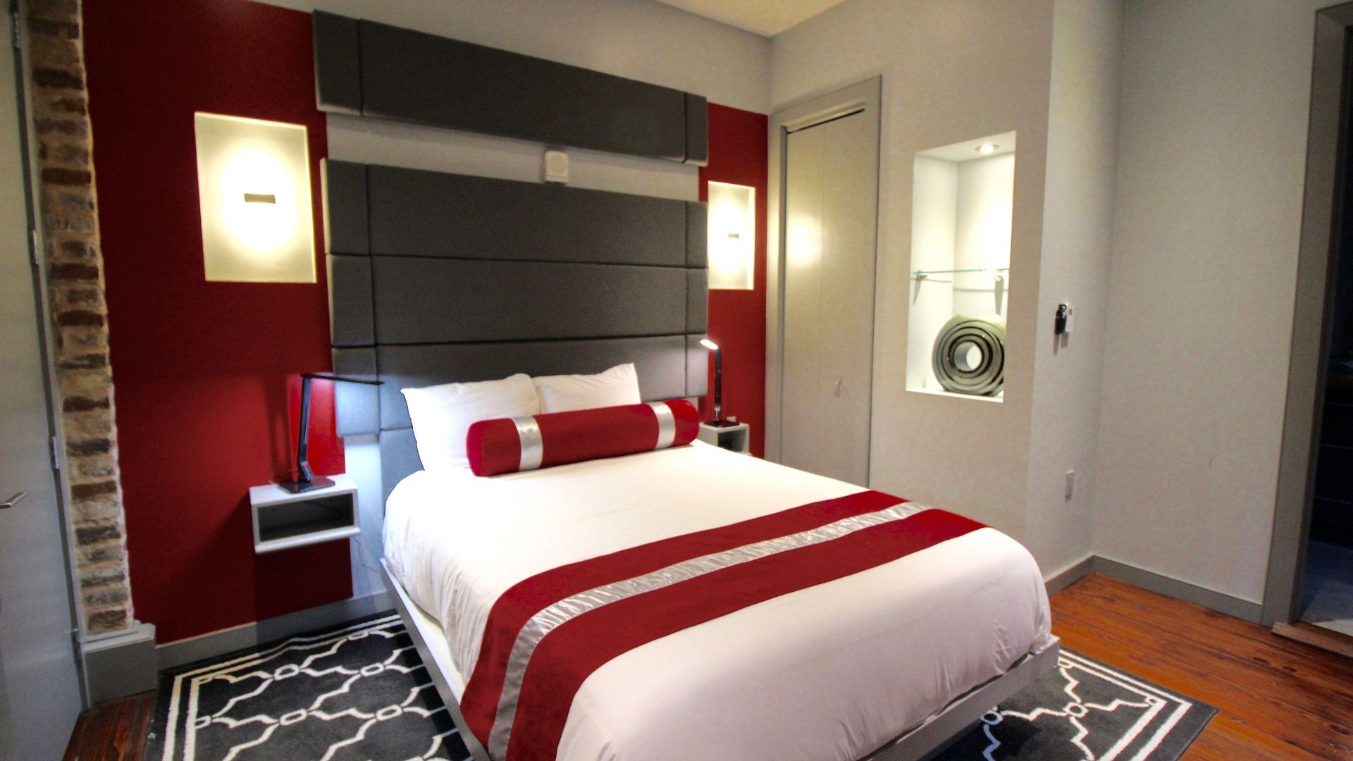 The Natchez Aparthotel 4*