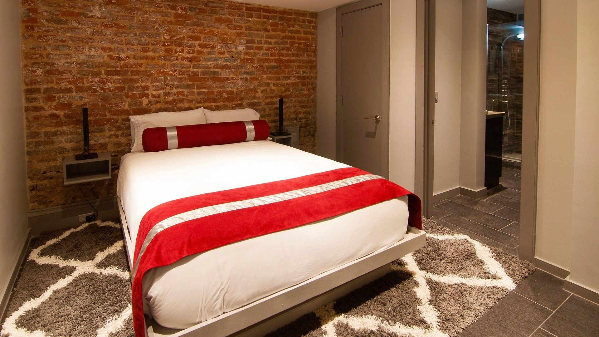Aparthotel The Natchez 4*