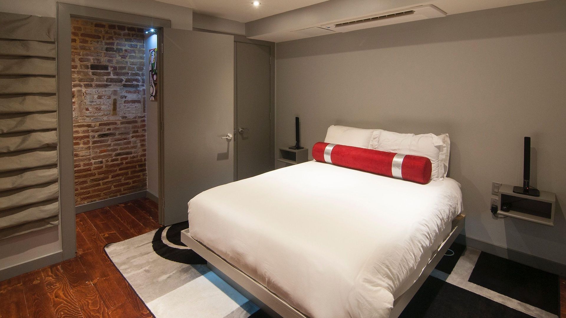 The Natchez Aparthotel 4*