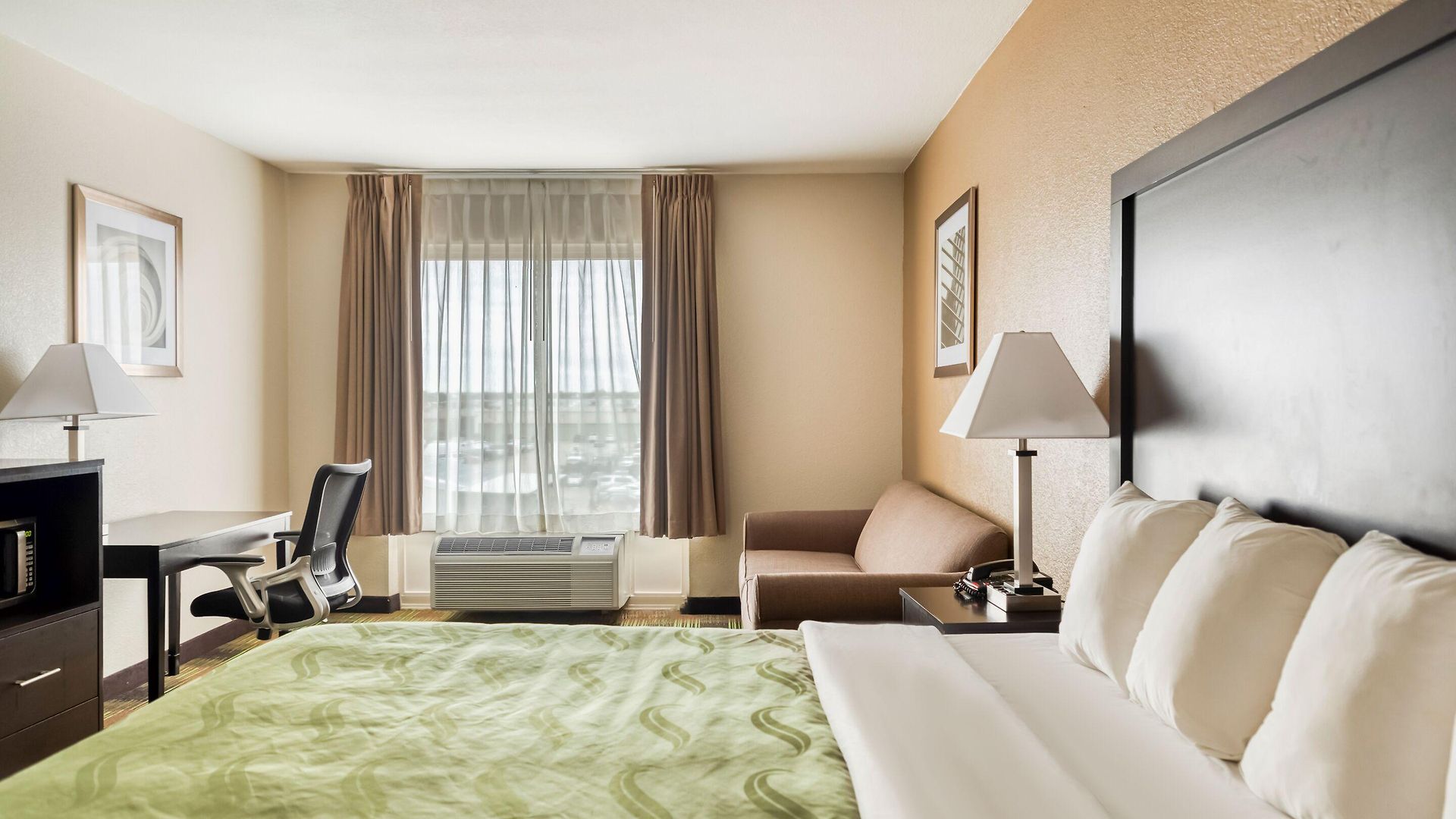 Hotel Trident & New Orleans