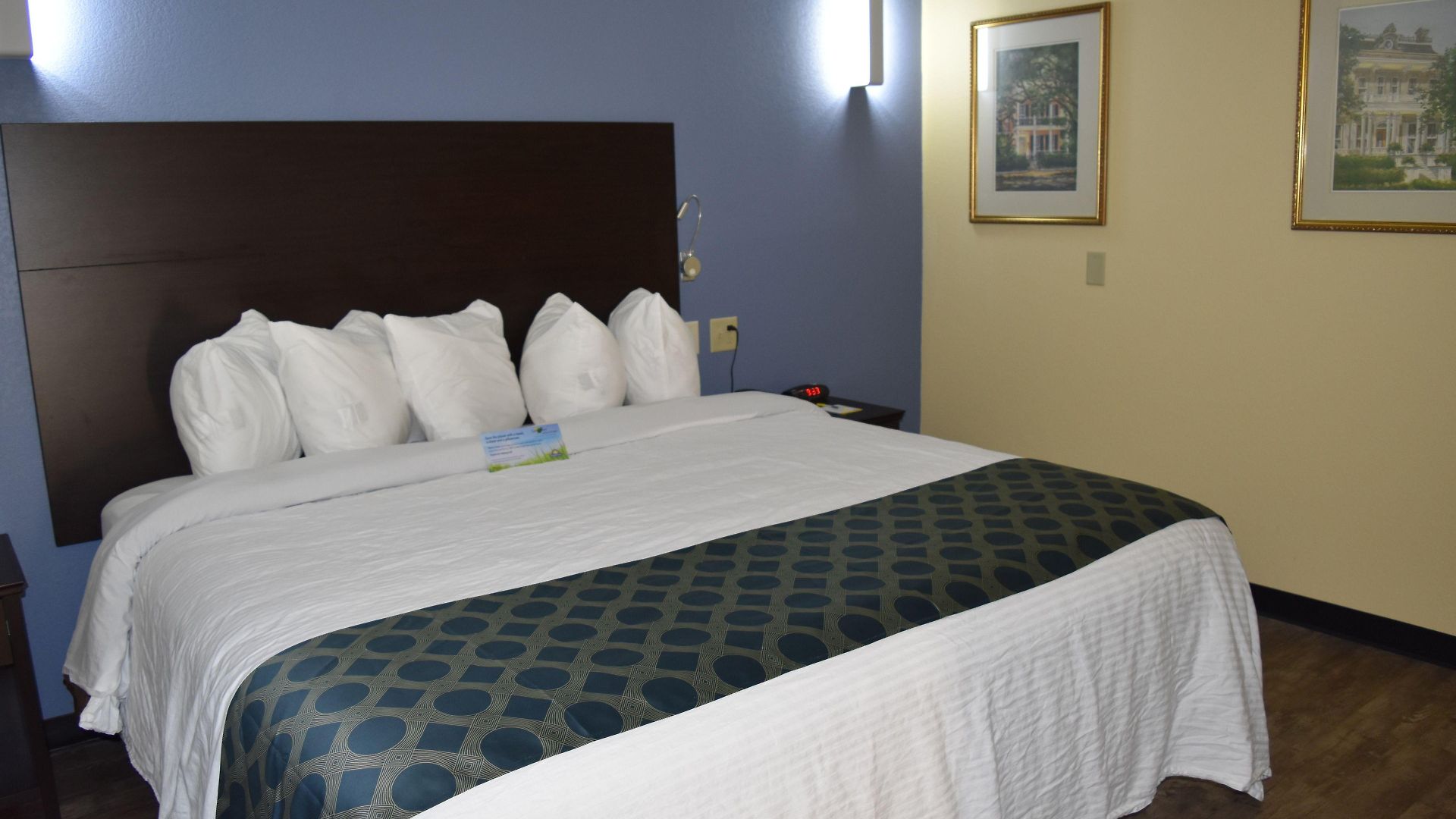 Hotel Days By Wyndham Pontchartrain New Orleans