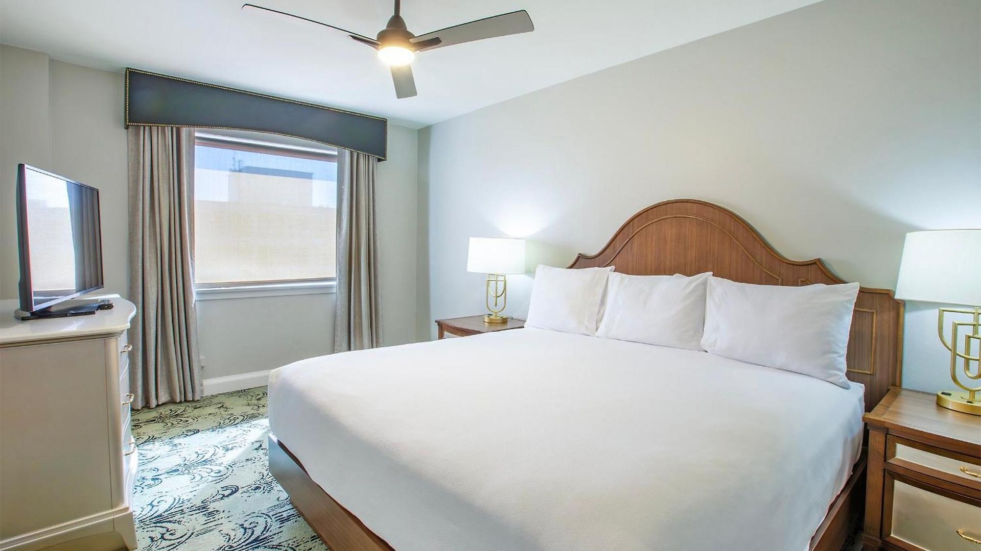 Club Wyndham Avenue Plaza Resort 3*