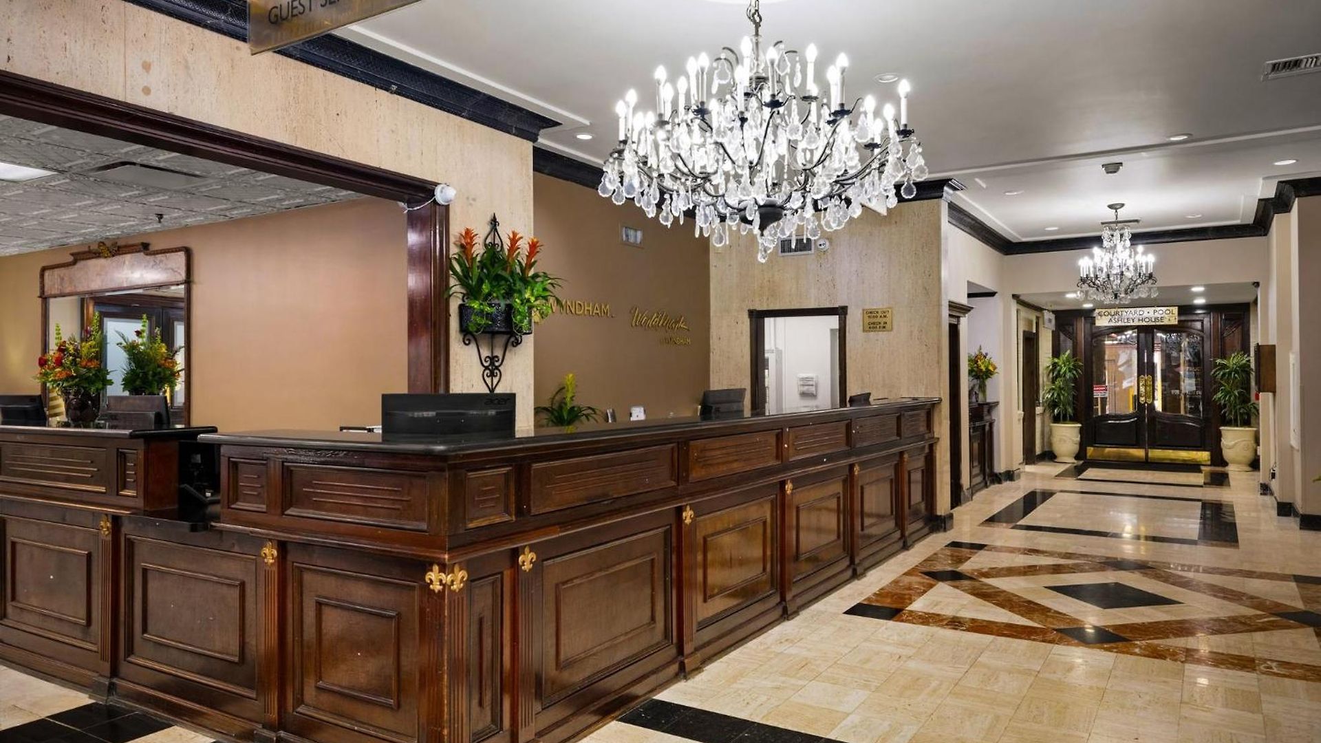 Club Wyndham Avenue Plaza Resort New Orleans