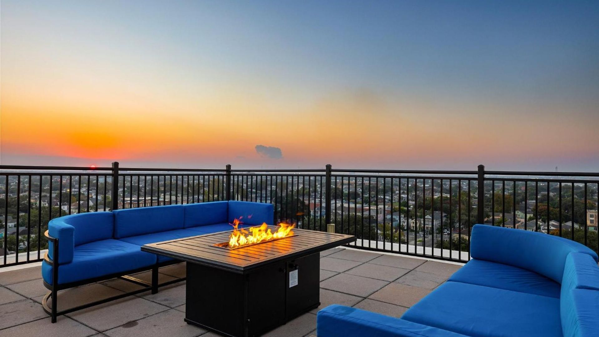 Club Wyndham Avenue Plaza 3*
