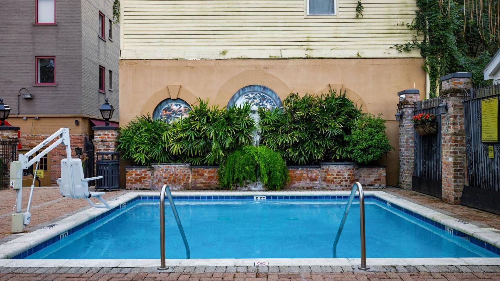Club Wyndham Avenue Plaza Resort 3*