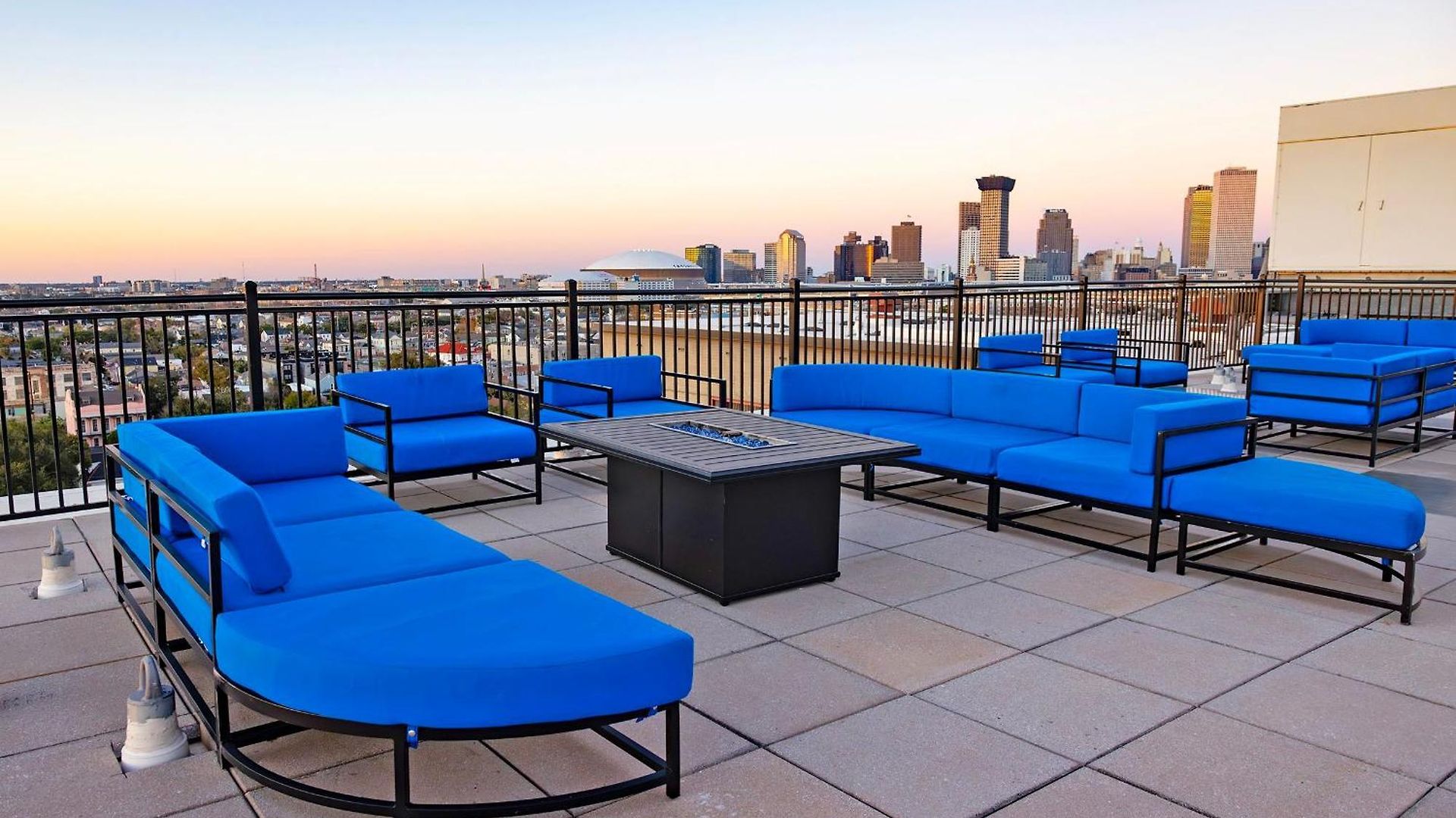 Resort Club Wyndham Avenue Plaza 3*