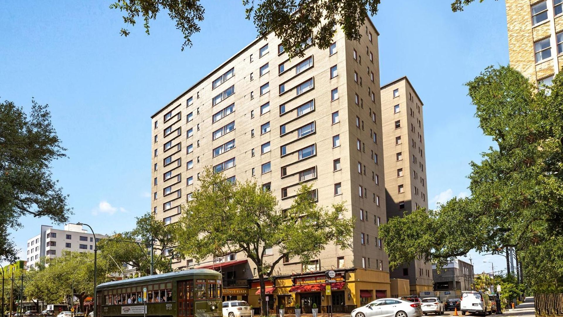 Club Wyndham Avenue Plaza Resort 3*