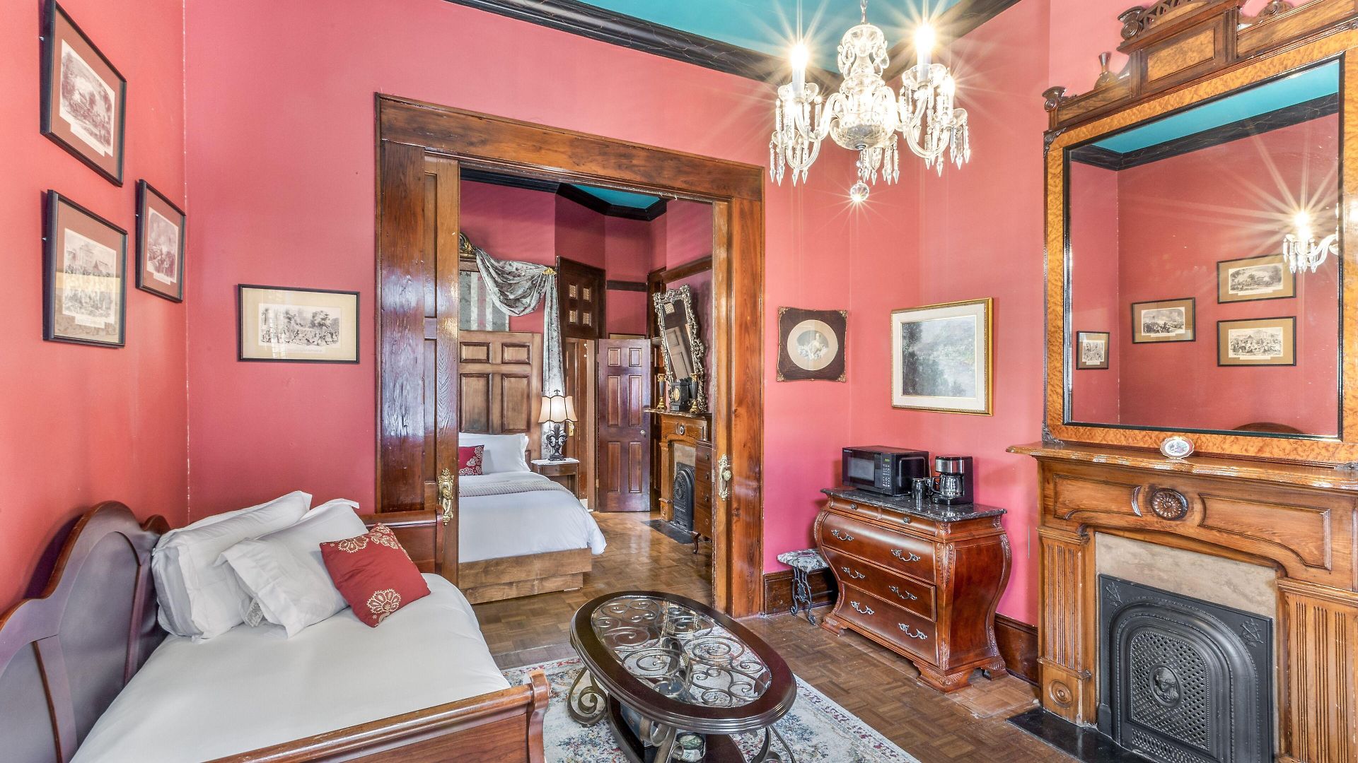 Royal Barracks Hotel New Orleans