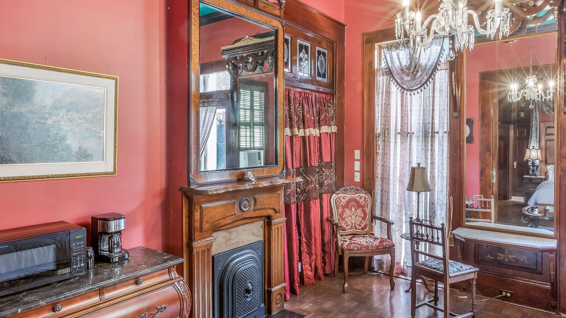 Royal Barracks 3*